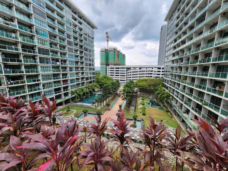 2-4 Pax Spacious Living @ Mount Austin, Jb #02 Johor Bahru Bagian luar foto